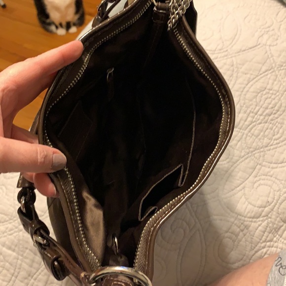 Barely used chocolate brown coach signature shoulder bag. - Picture 2 of 8